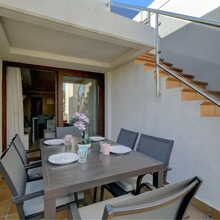 Luxury Penthouse With Private Pool Estepona